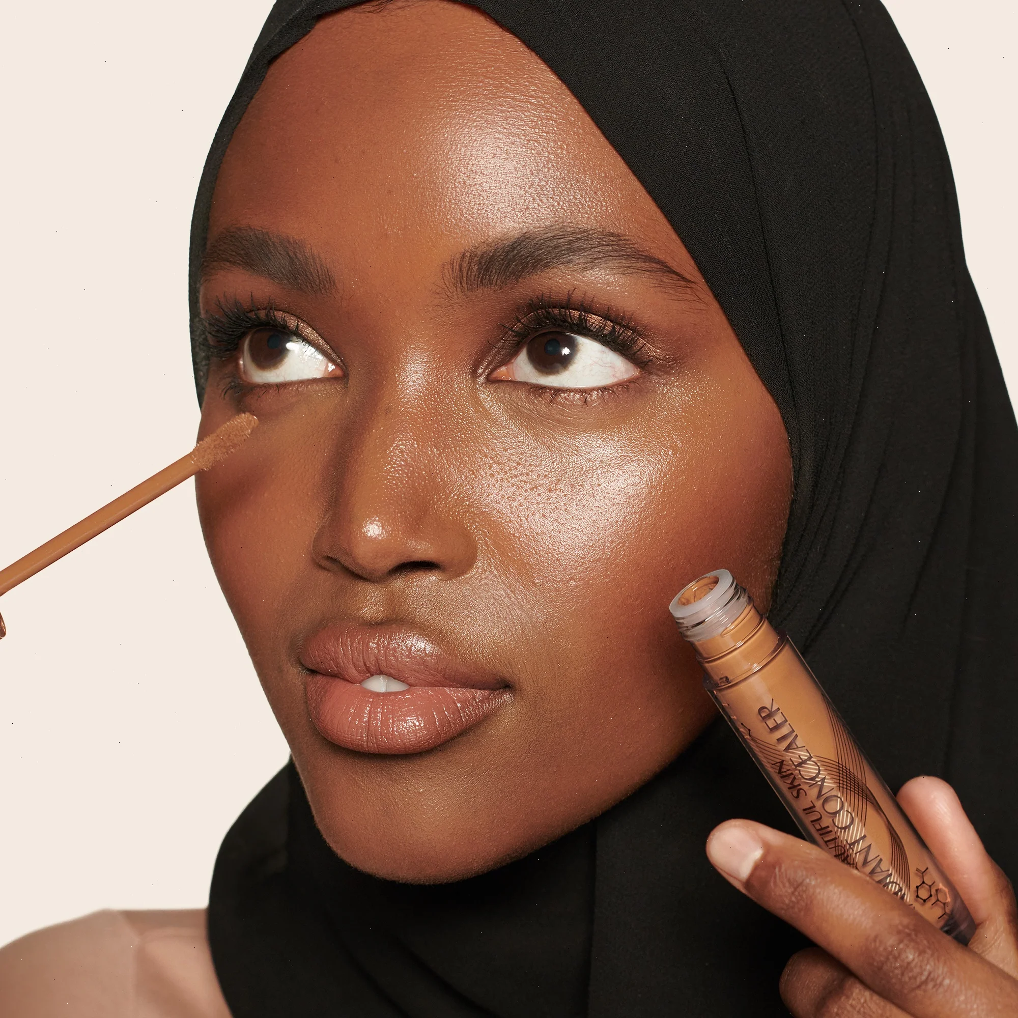 BEAUTIFUL SKIN RADIANT CONCEALER - 15.5 DEEP - Image 3