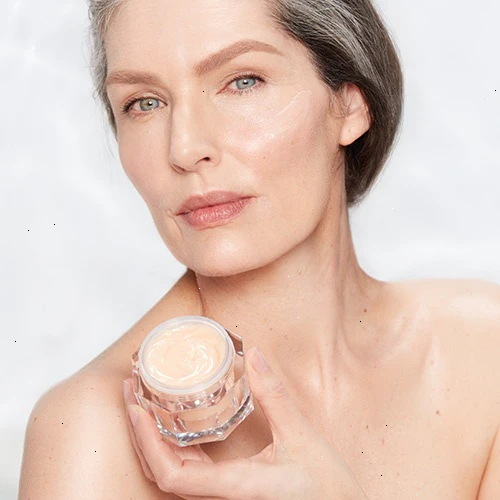 GLOWING, PLUMPER LOOKING SKIN & LIPS DUO - SKINCARE KIT - Image 6