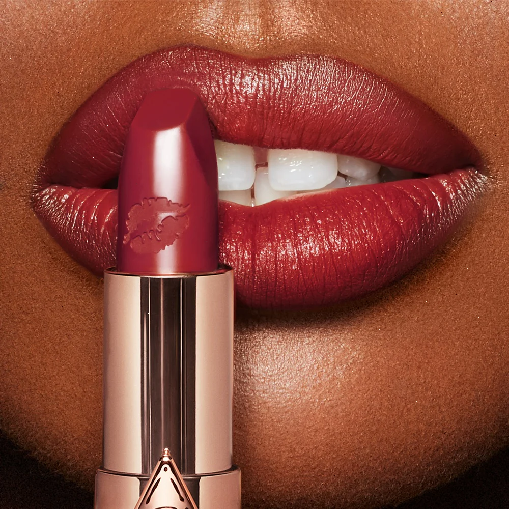 HOT LIPS 2 - VIVA LA VERGARA - Image 3