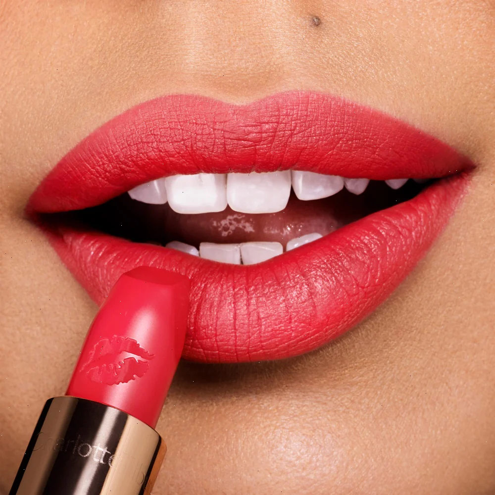 HOT LIPS - MIRANDA MAY - Image 2