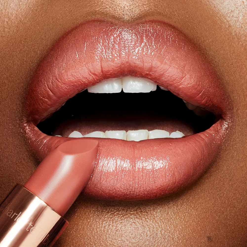 K.I.S.S.I.N.G LIP KIT - MAKEUP KIT - Image 2