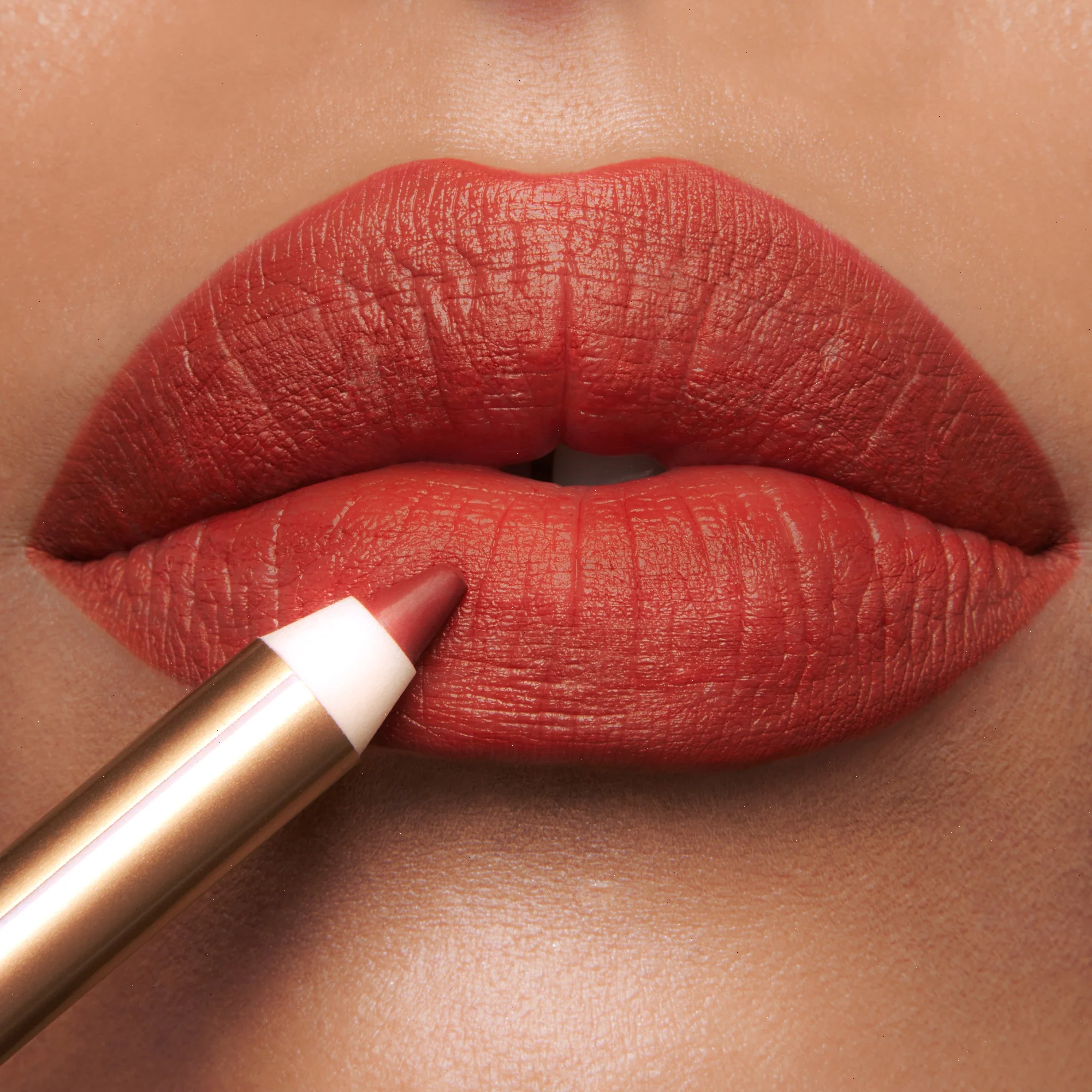 LIP CHEAT - MARK OF A KISS - Image 2